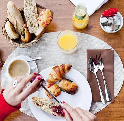 酒店 De La Croisette 谷雪维尔