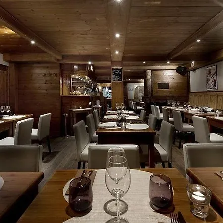 De La Croisette 谷雪维尔