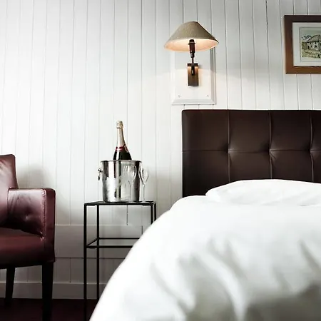 Otel De La Croisette